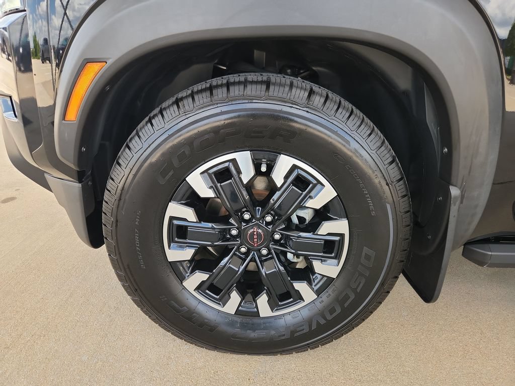 Certified 2022 Nissan Frontier Pro-X RWD image 32