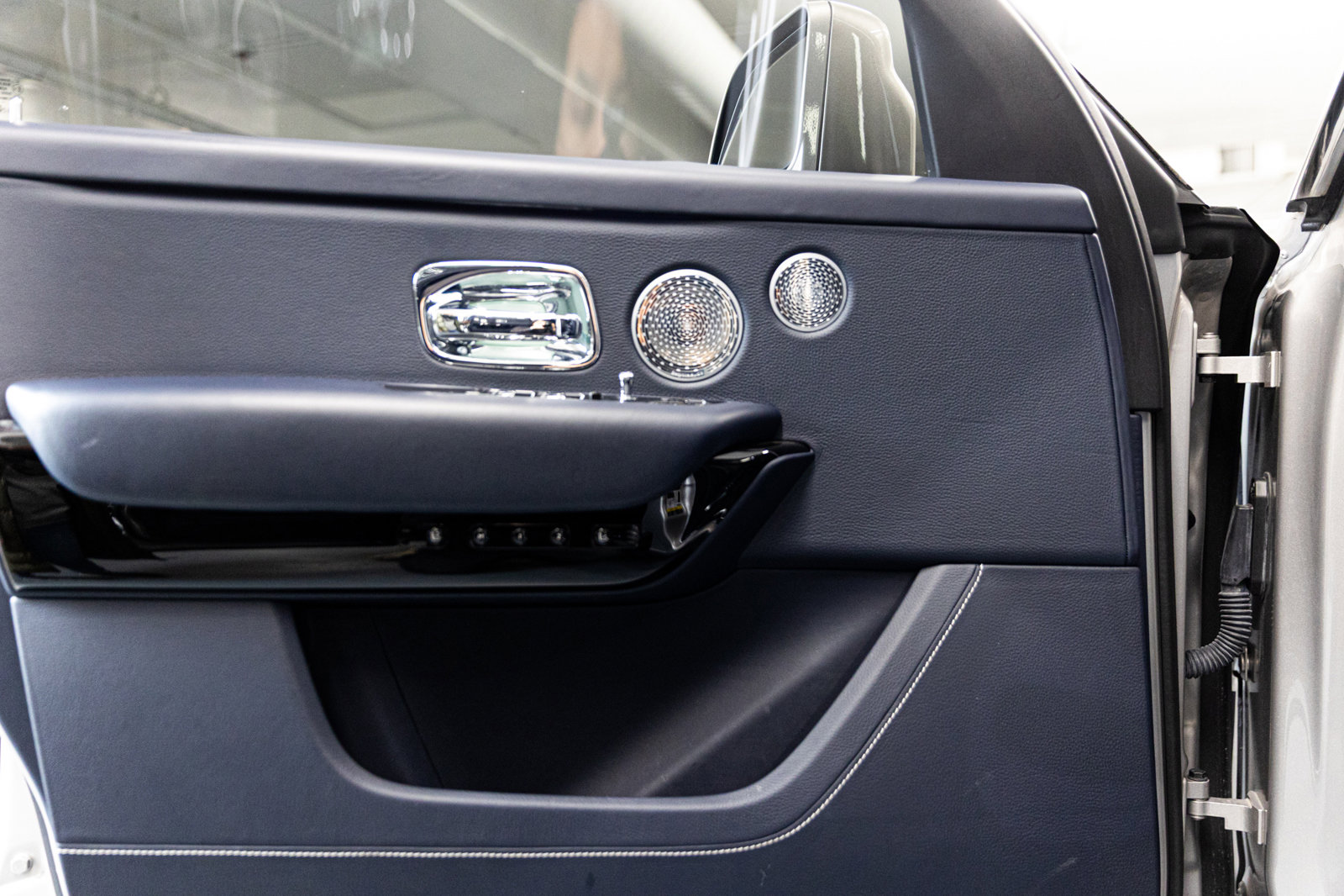 Used 2020 Rolls-Royce Cullinan image 23