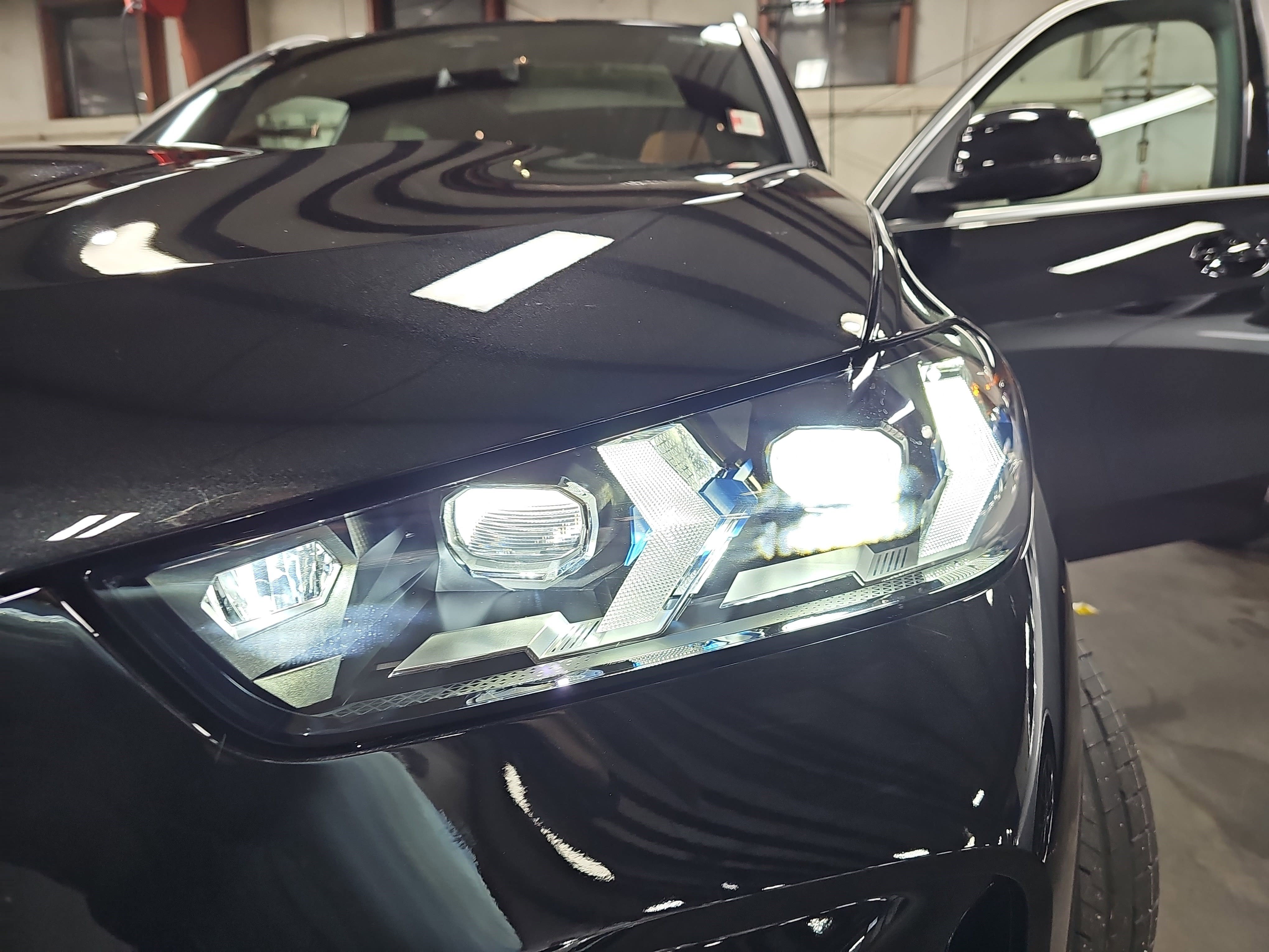 New 2026 BMW X5 xDrive40i w/ Climate Comfort Package image 34