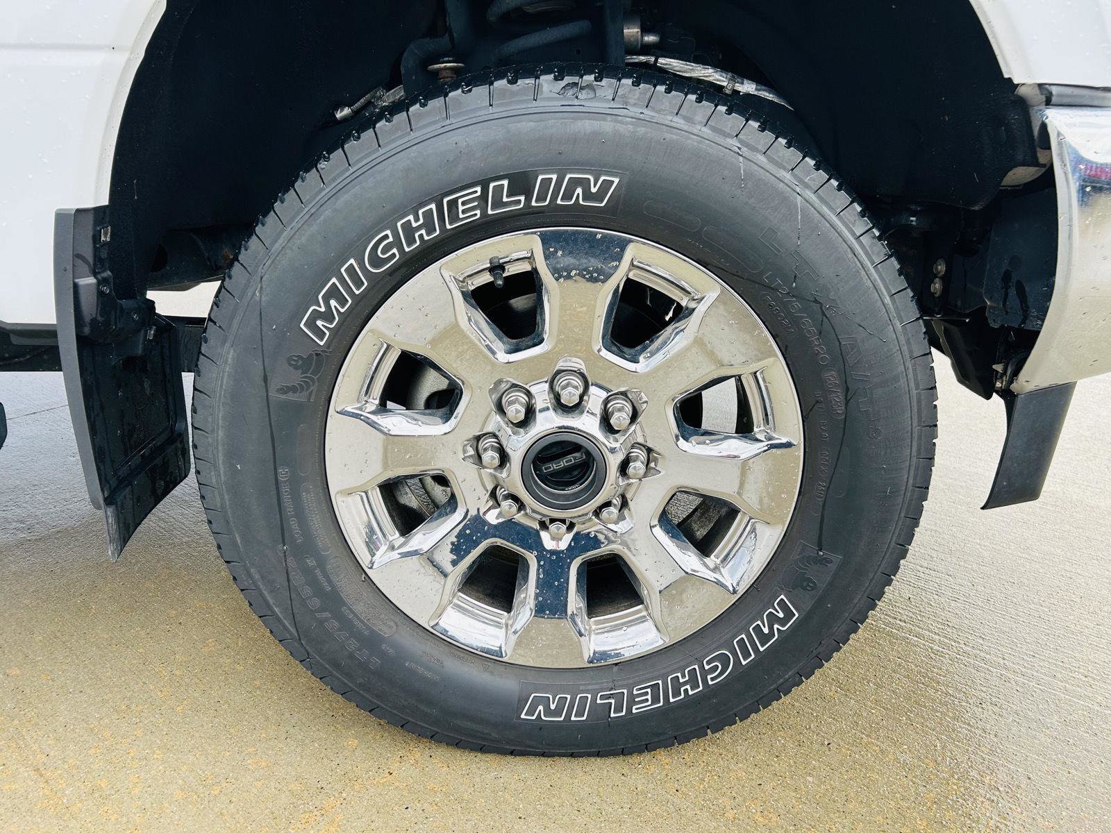 Used 2019 Ford F250 Lariat w/ Chrome Package AWD/4WD image 42