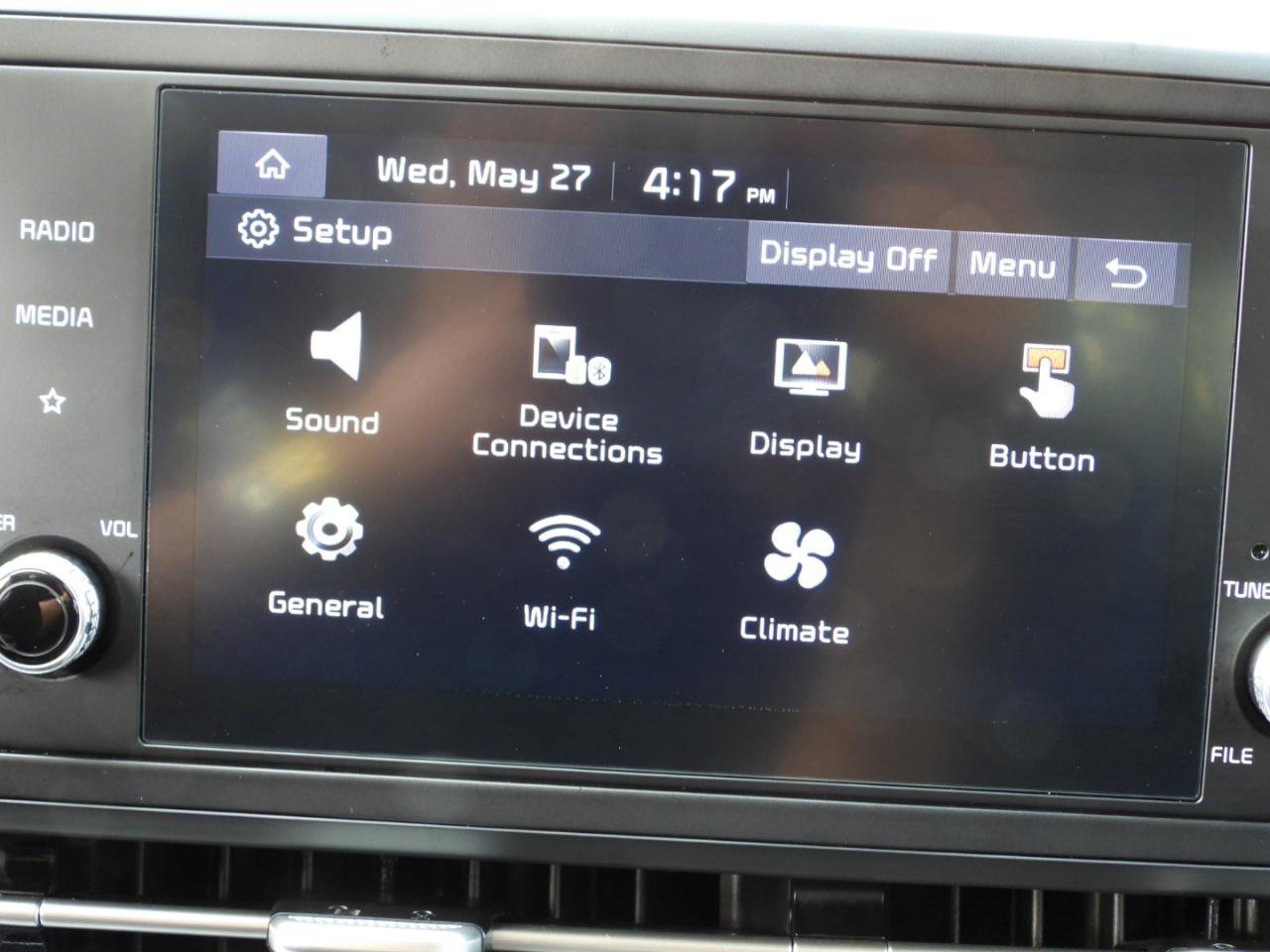 Used 2022 Kia Carnival LX FWD image 64