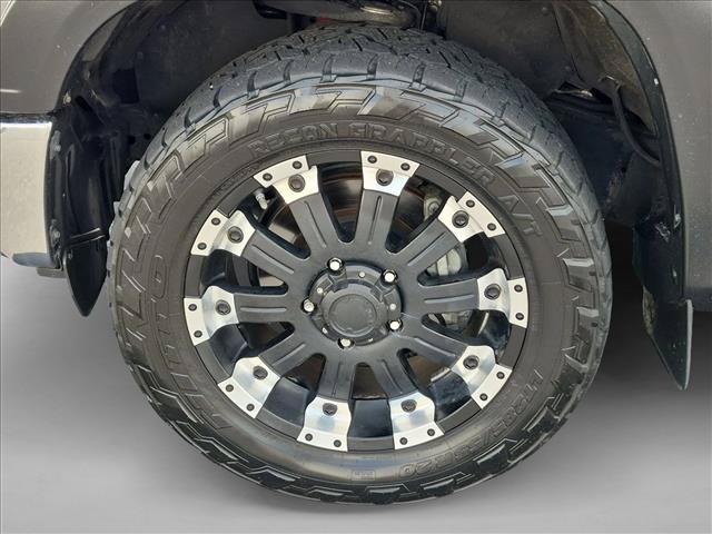 Used 2014 Toyota Tundra SR5 w/ SR5 Upgrade Package RWD image 21