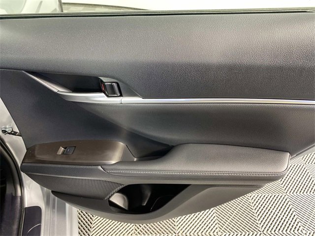 Used 2024 Toyota Camry XSE image 27