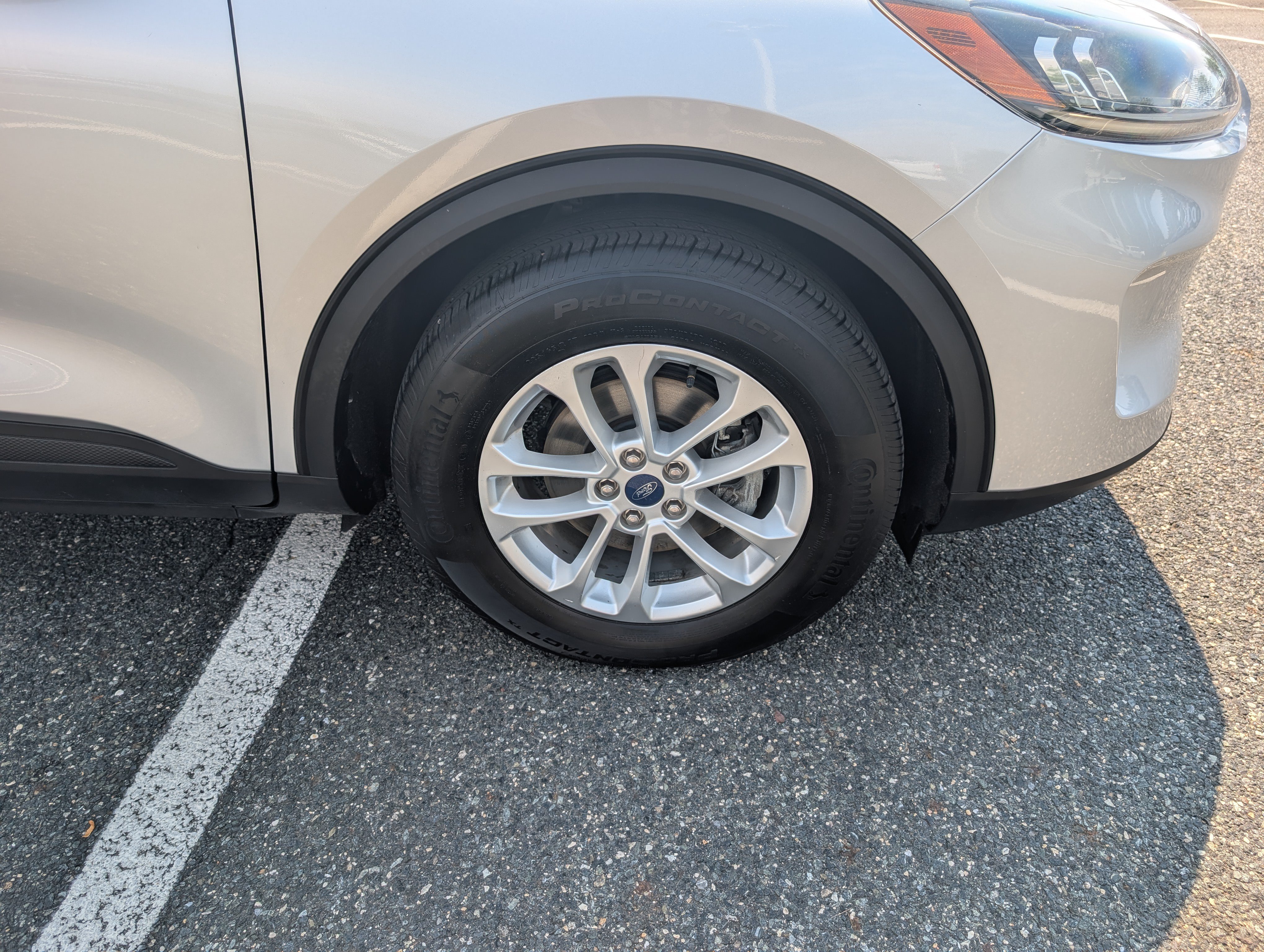 Certified 2020 Ford Escape SE AWD/4WD image 9