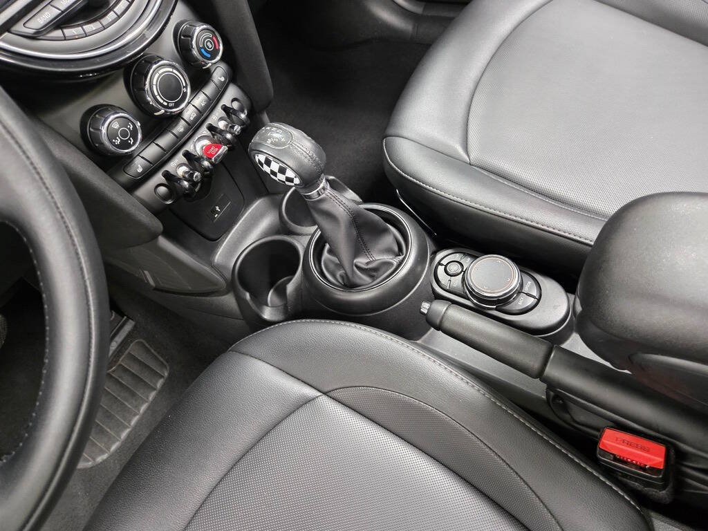 Used 2019 MINI Cooper Convertible w/ Signature Upholstery Package FWD image 38