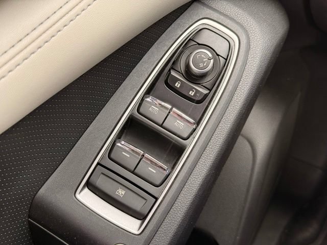 Used 2019 Subaru Ascent Limited w/ Popular Package #3 AWD/4WD image 32