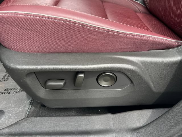 Used 2024 Buick Envision Sport Touring AWD/4WD image 33