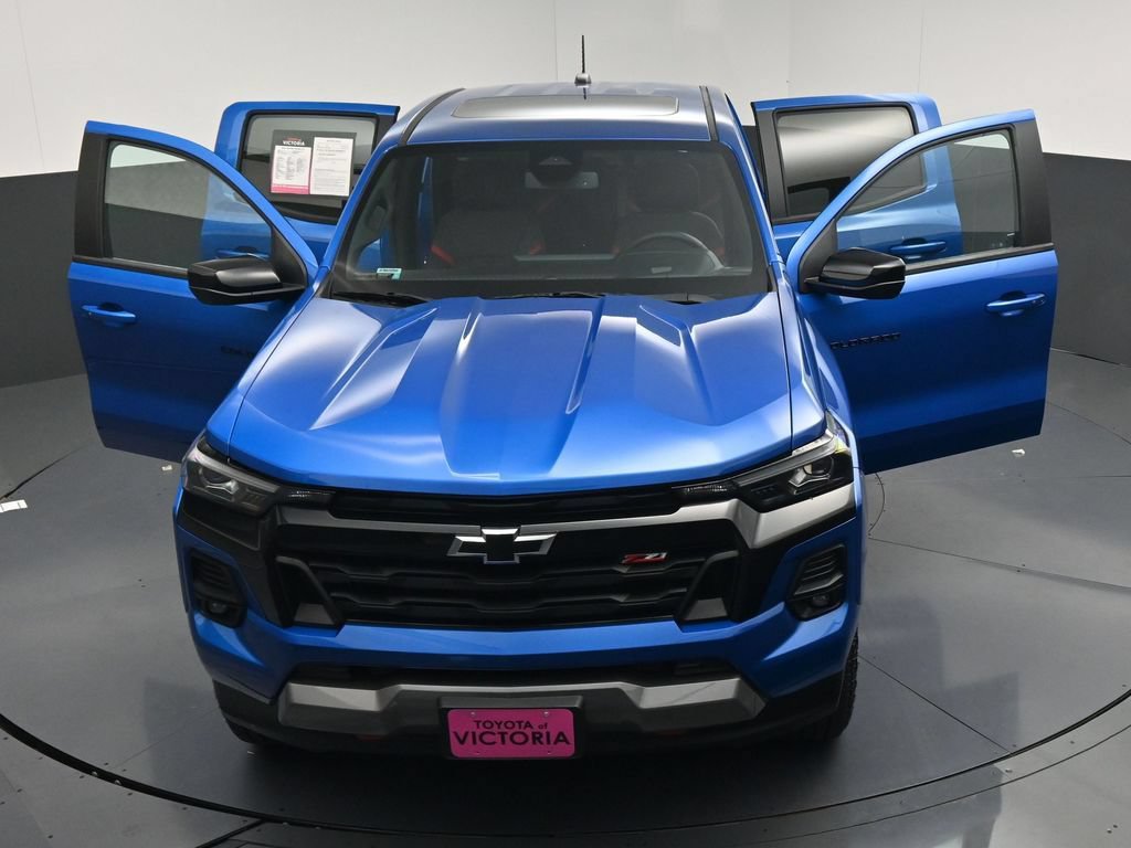 Used 2024 Chevrolet Colorado Z71 w/ Z71 Convenience Package 2 AWD/4WD image 23
