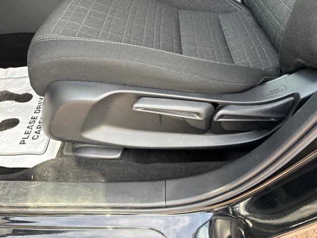 Certified 2025 Honda HR-V LX image 6