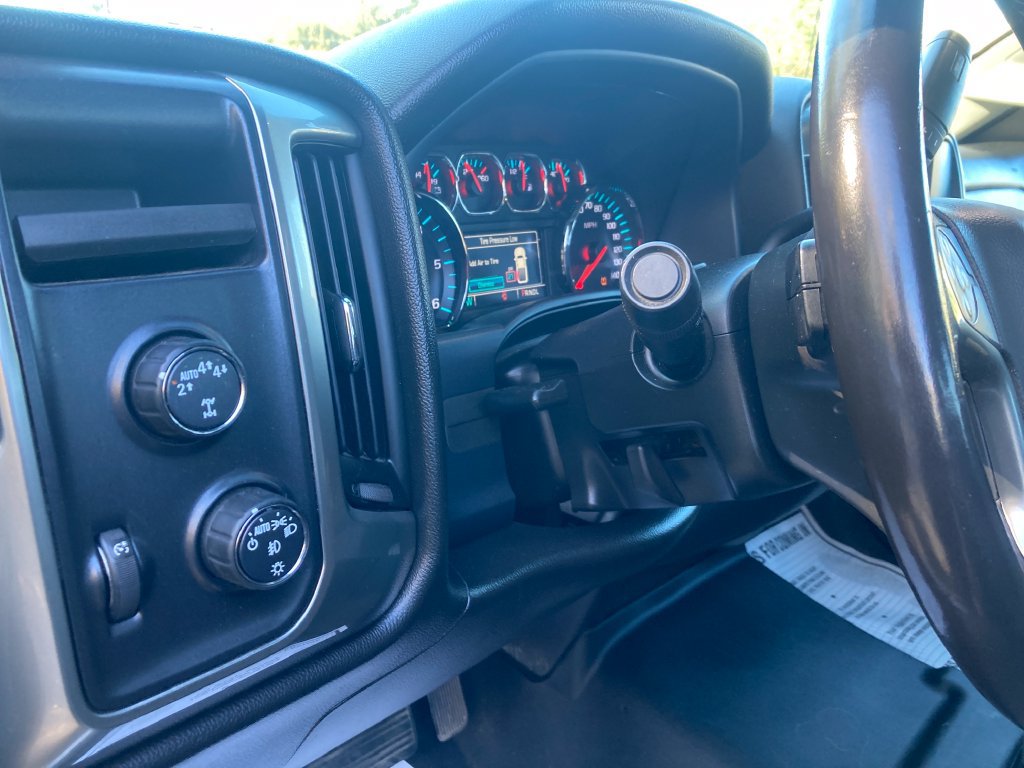 Used 2018 Chevrolet Silverado 1500 LT w/ All Star Edition AWD/4WD image 17