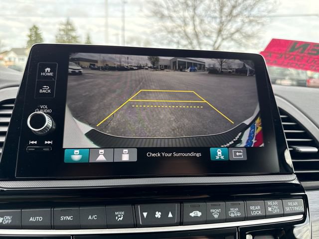 Used 2025 Honda Odyssey Elite image 40