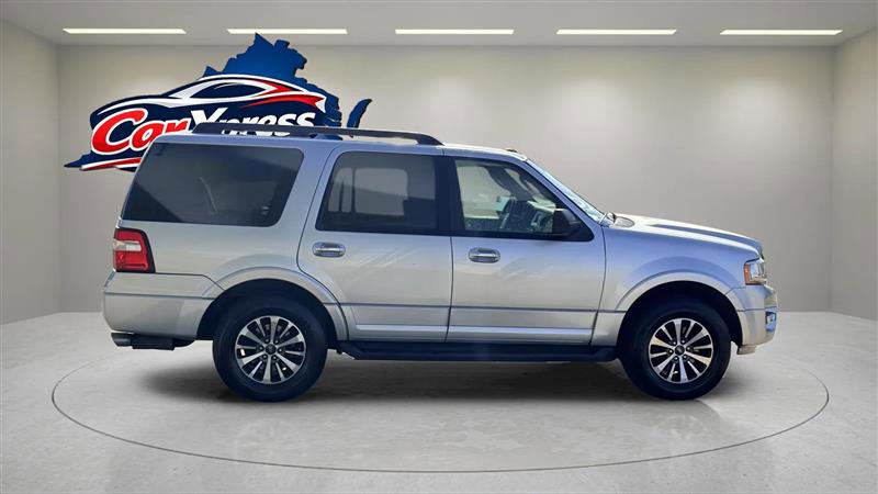 Used 2017 Ford Expedition XLT image 9