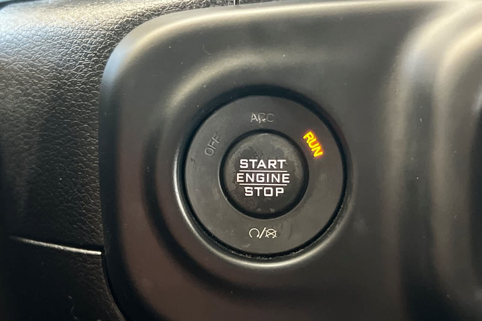 Used 2019 Jeep Wrangler Unlimited Sport S AWD/4WD image 24