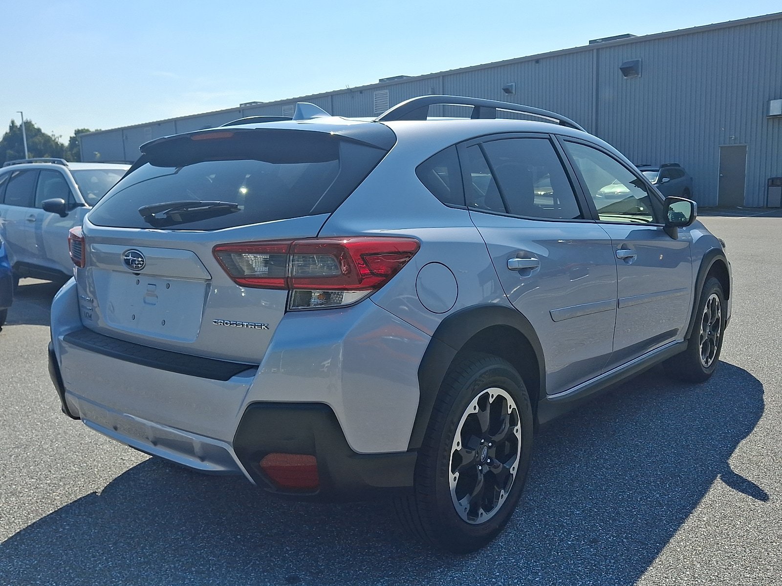 Used 2022 Subaru Crosstrek 2.0i Premium w/ Moonroof Package AWD/4WD image 4