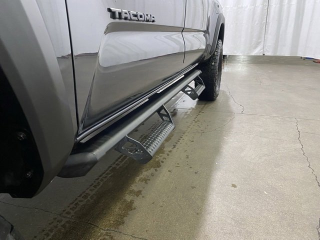 Certified 2023 Toyota Tacoma TRD Off-Road image 23