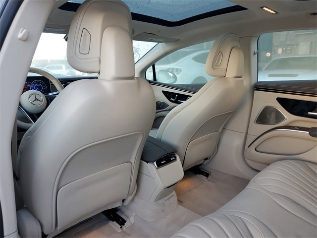 Used 2023 Mercedes-Benz EQS 450+ Sedan image 9