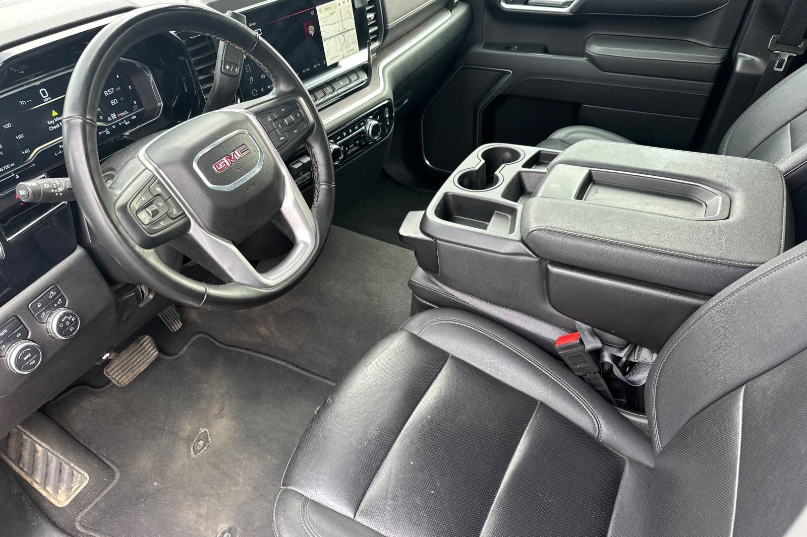 Used 2025 GMC Sierra 1500 SLT AWD/4WD image 10