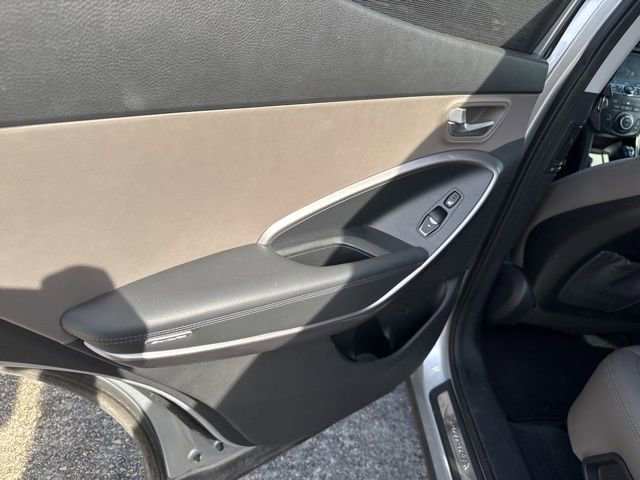 Used 2015 Hyundai Santa Fe Sport 2.0T w/ Option Group 05 image 17