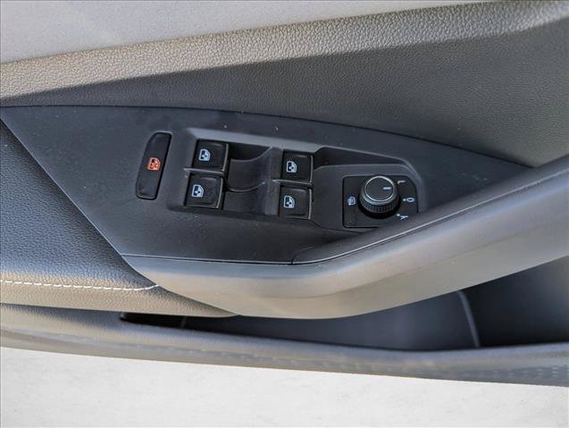 New 2026 Volkswagen Jetta SE FWD image 10