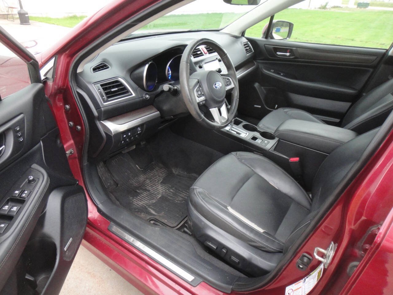 Used 2017 Subaru Legacy 2.5i Limited AWD/4WD image 16