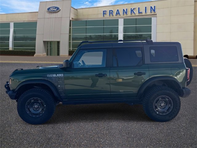 Used 2023 Ford Bronco Everglades image 4