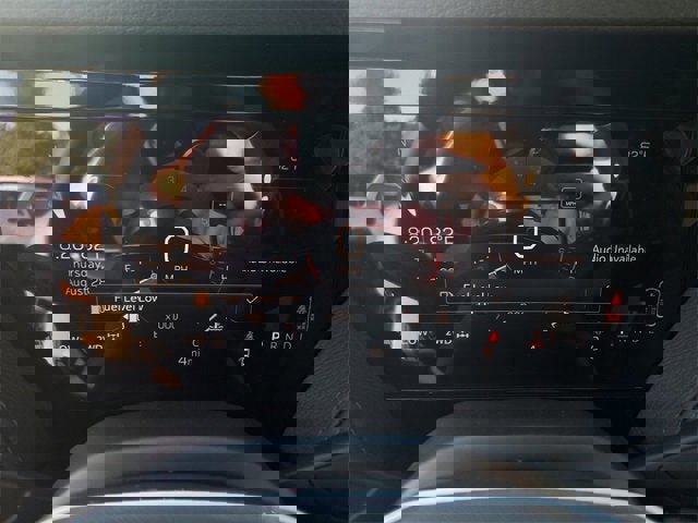 New 2025 GMC Yukon XL Denali image 30