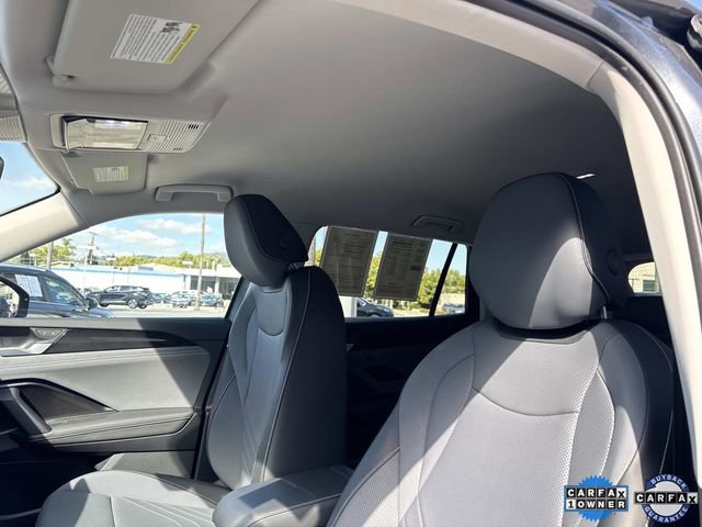 Used 2025 Volkswagen Tiguan SE FWD image 15