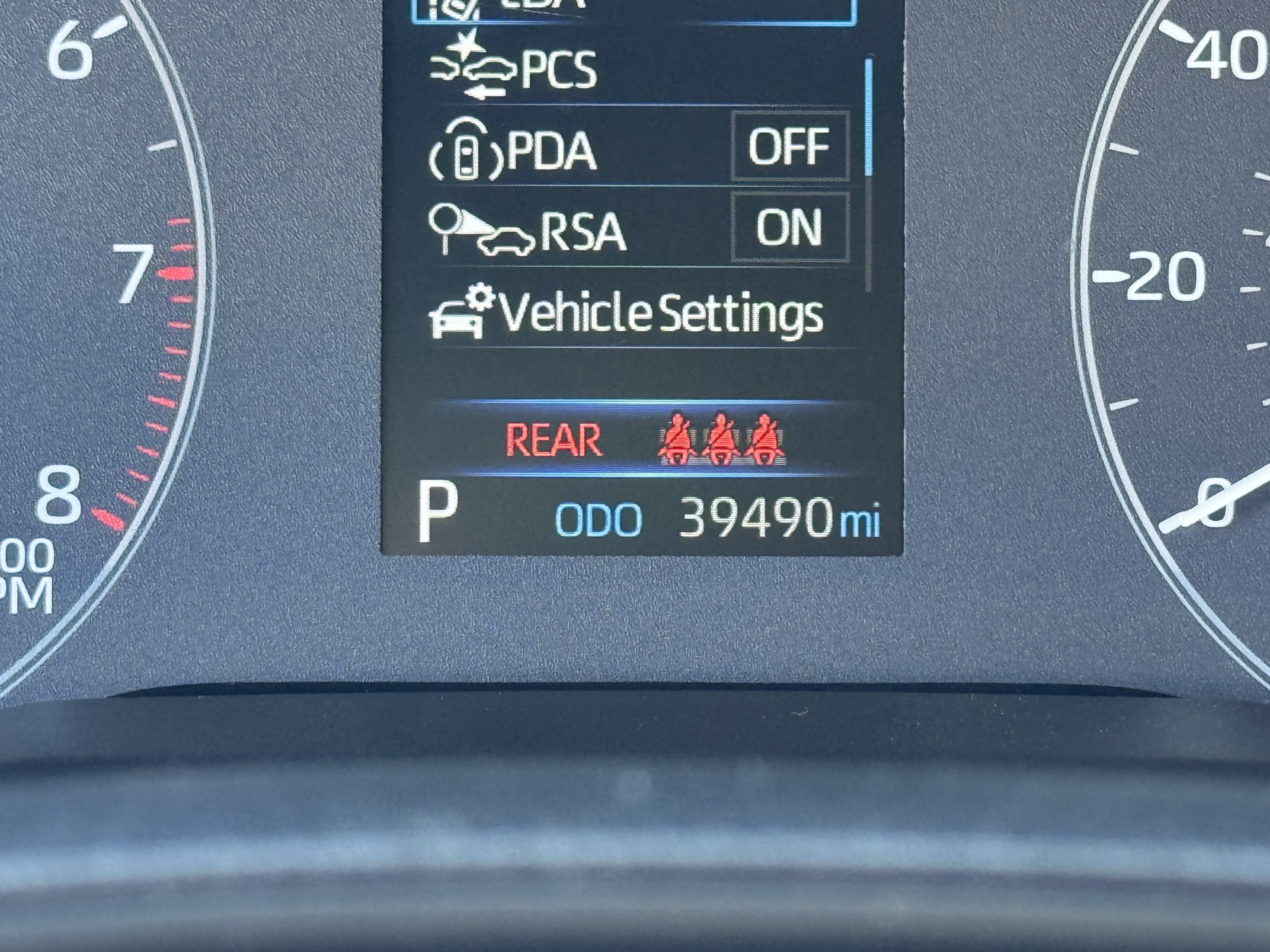 Used 2023 Toyota Corolla LE image 33