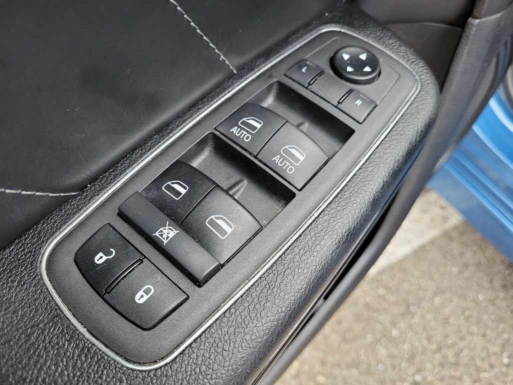 Used 2021 Dodge Charger R/T w/ Plus Group image 19