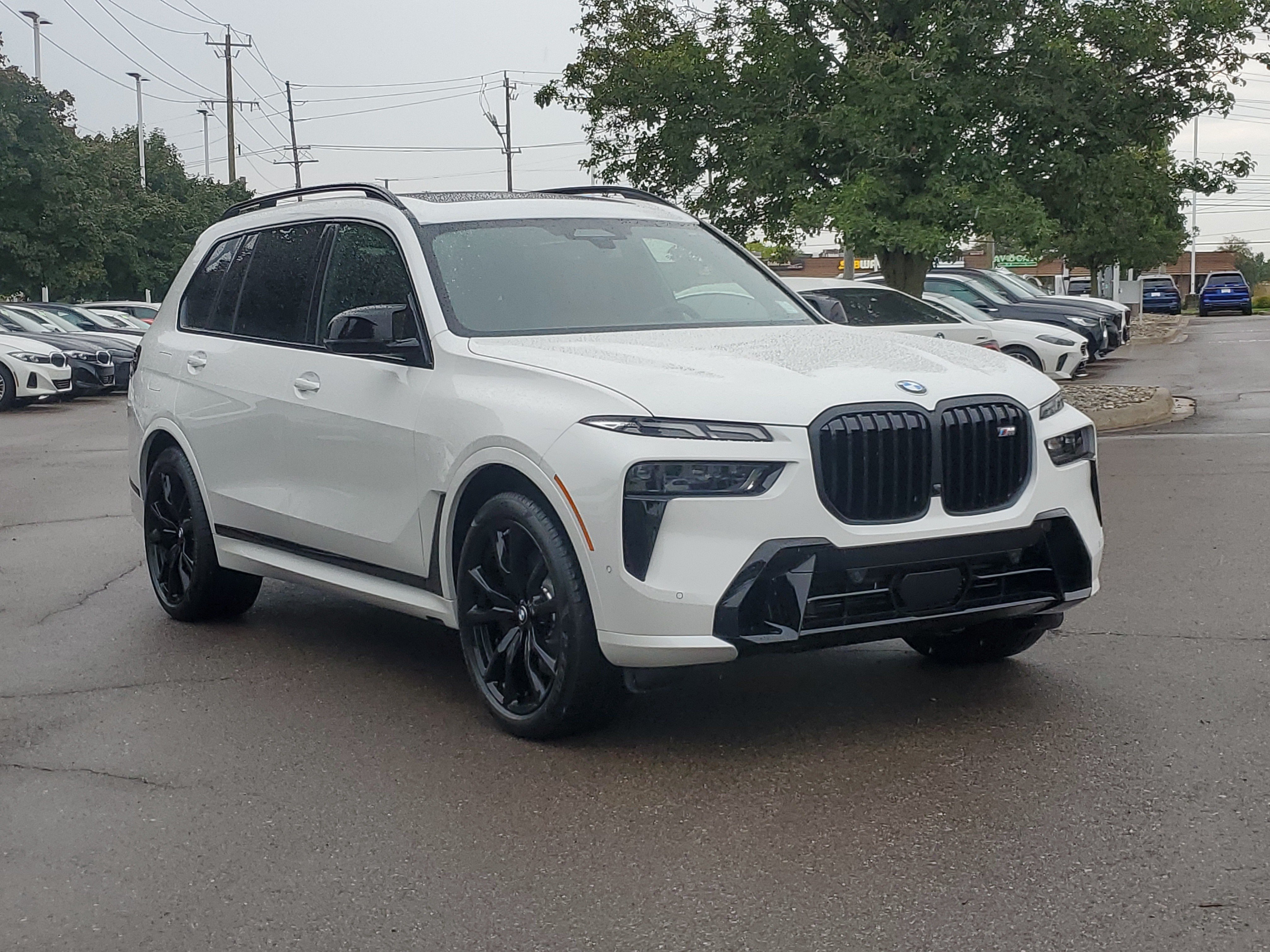 New 2027 BMW X7 M60i AWD/4WD image 7