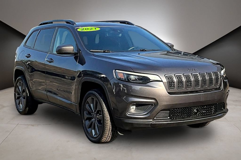 Used 2021 Jeep Cherokee Latitude Lux 80th Anniv w/ Quick Order Package 26U 80TH AWD/4WD video 1