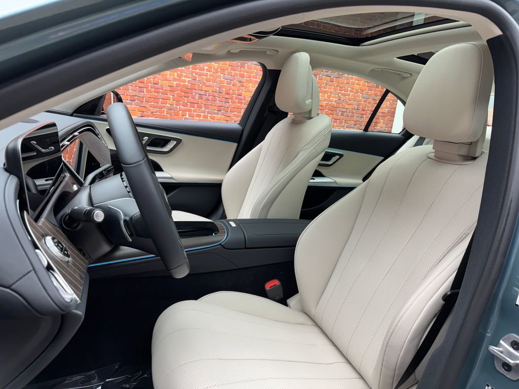 Certified 2025 Mercedes-Benz E 350 4MATIC Sedan image 22