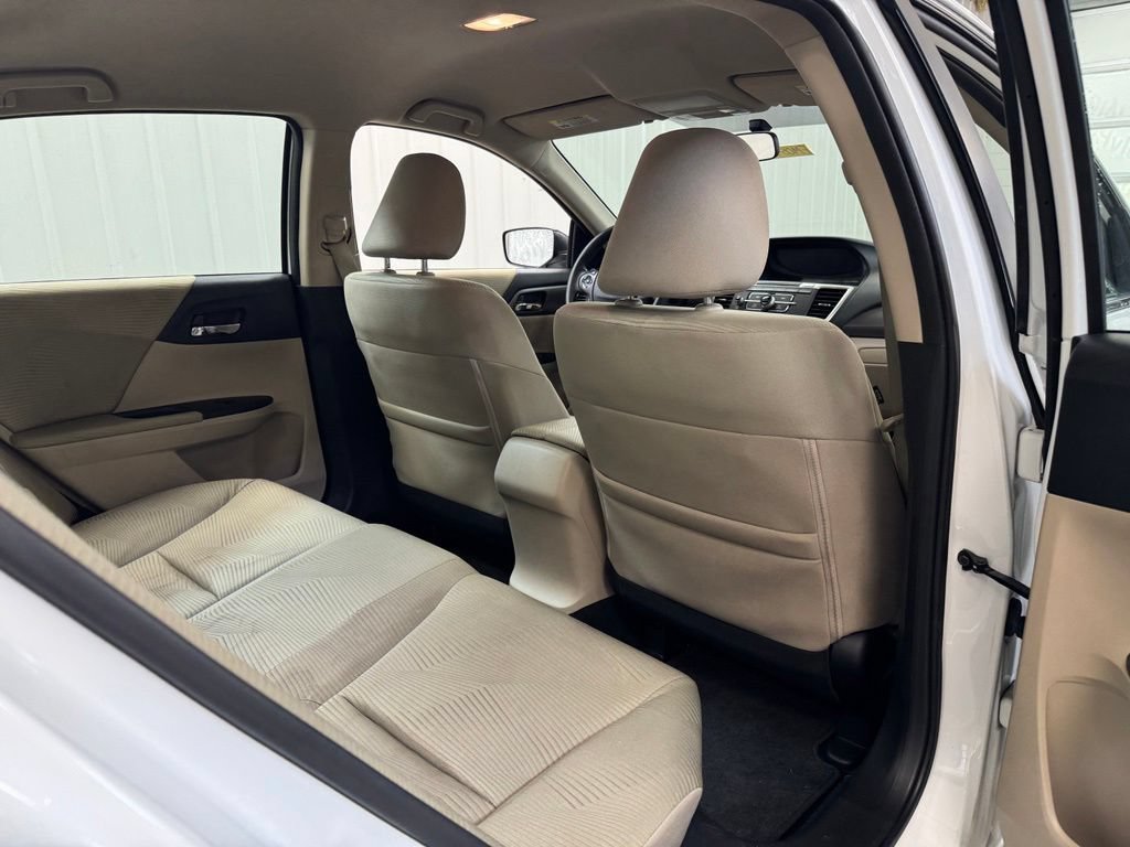 Used 2014 Honda Accord LX image 24