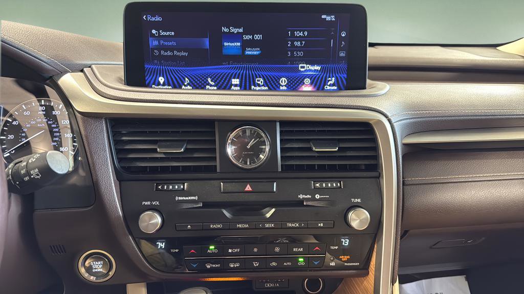 Used 2020 Lexus RX 350L Premium w/ Premium Package image 28