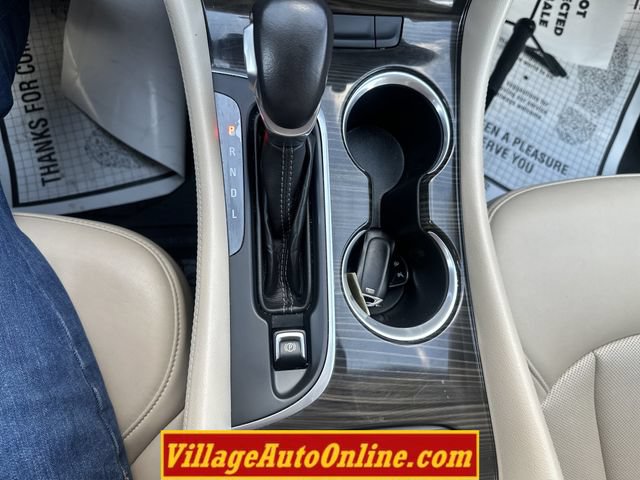 Used 2020 Buick Envision Essence AWD/4WD image 24