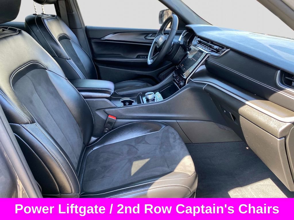 Used 2023 Jeep Grand Cherokee L Laredo image 24