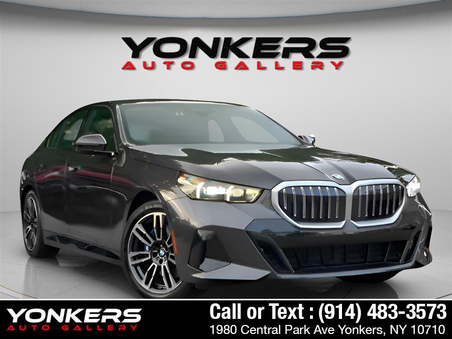 Used 2024 BMW 530i xDrive image 13
