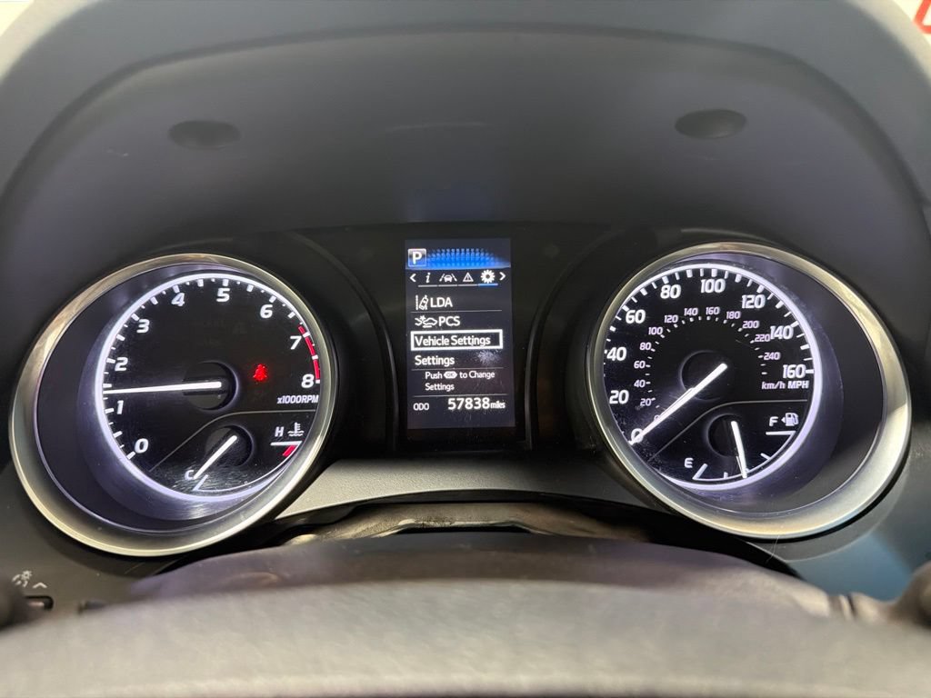 Used 2018 Toyota Camry LE FWD image 26