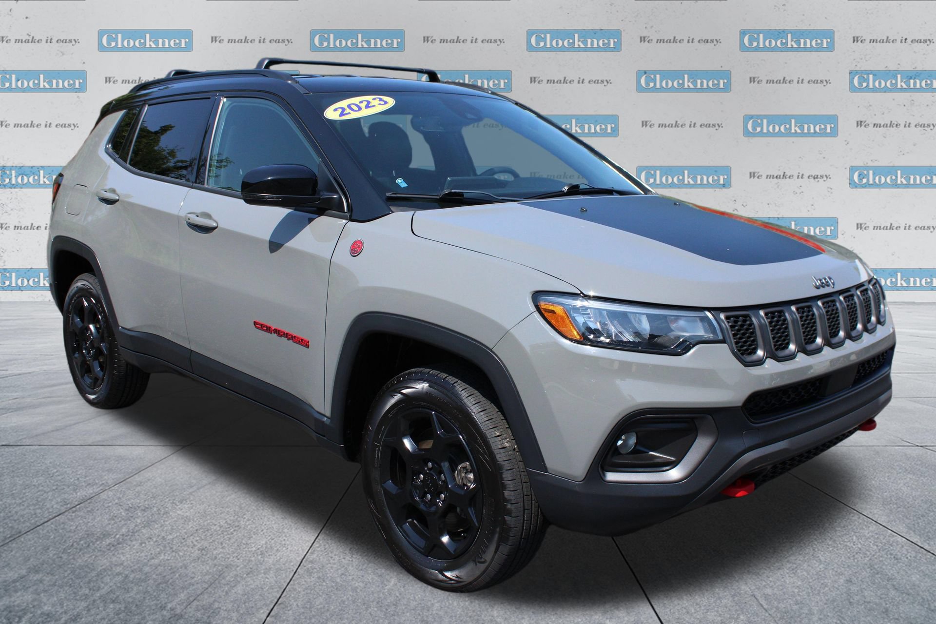 Used 2023 Jeep Compass Trailhawk AWD/4WD image 4