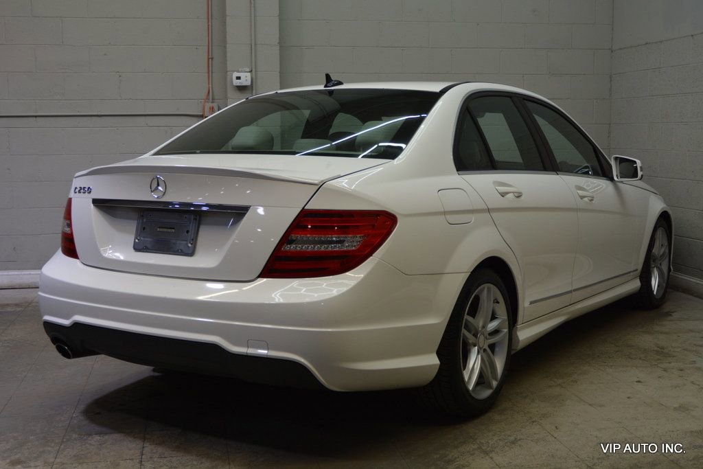 Used 2013 Mercedes-Benz C 250 Sedan image 4