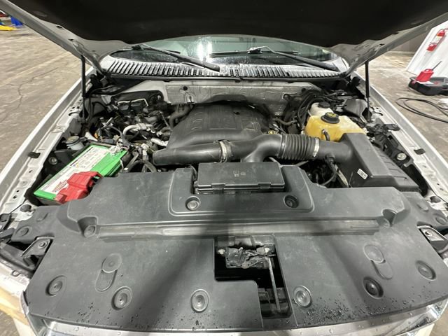 Used 2016 Ford Expedition Limited w/ Equipment Group 301A image 22