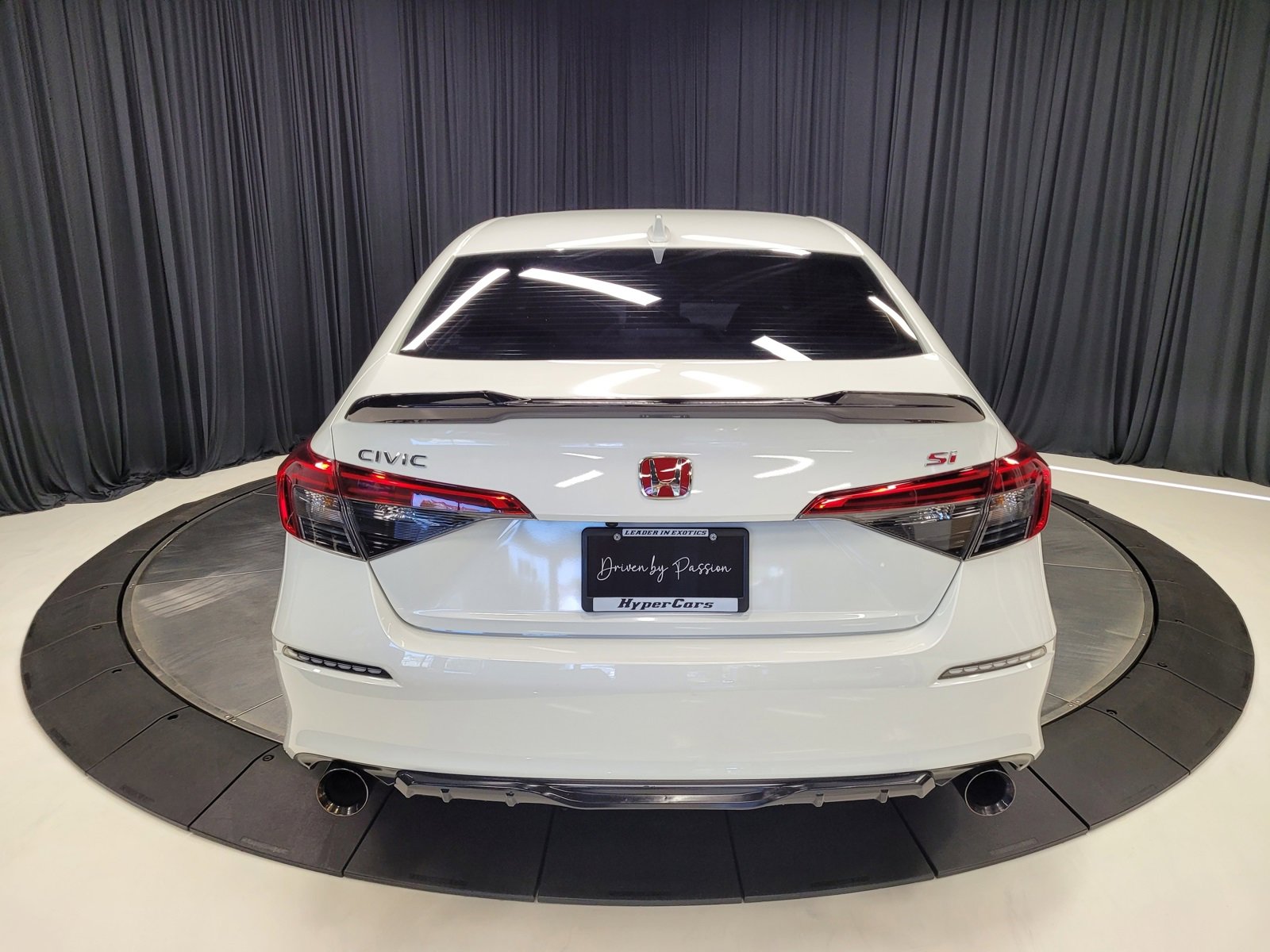 Used 2024 Honda Civic Si image 9