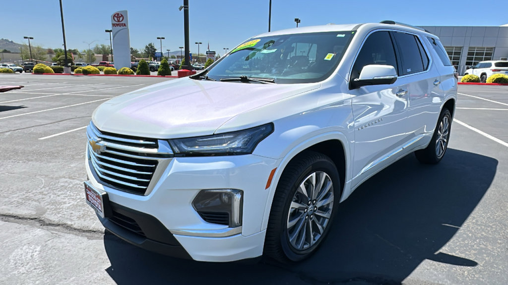 Used 2023 Chevrolet Traverse Premier image 7