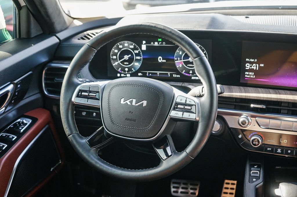 Used 2024 Kia Telluride SX Prestige AWD/4WD image 16
