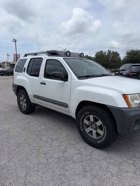 Used 2012 Nissan Xterra PRO-4X w/ Pro-4x Leather Pkg AWD/4WD image 3