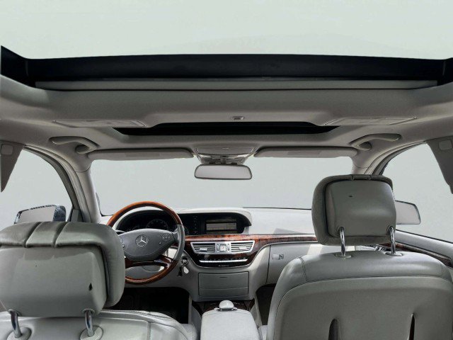 Used 2012 Mercedes-Benz S 550 4MATIC image 43