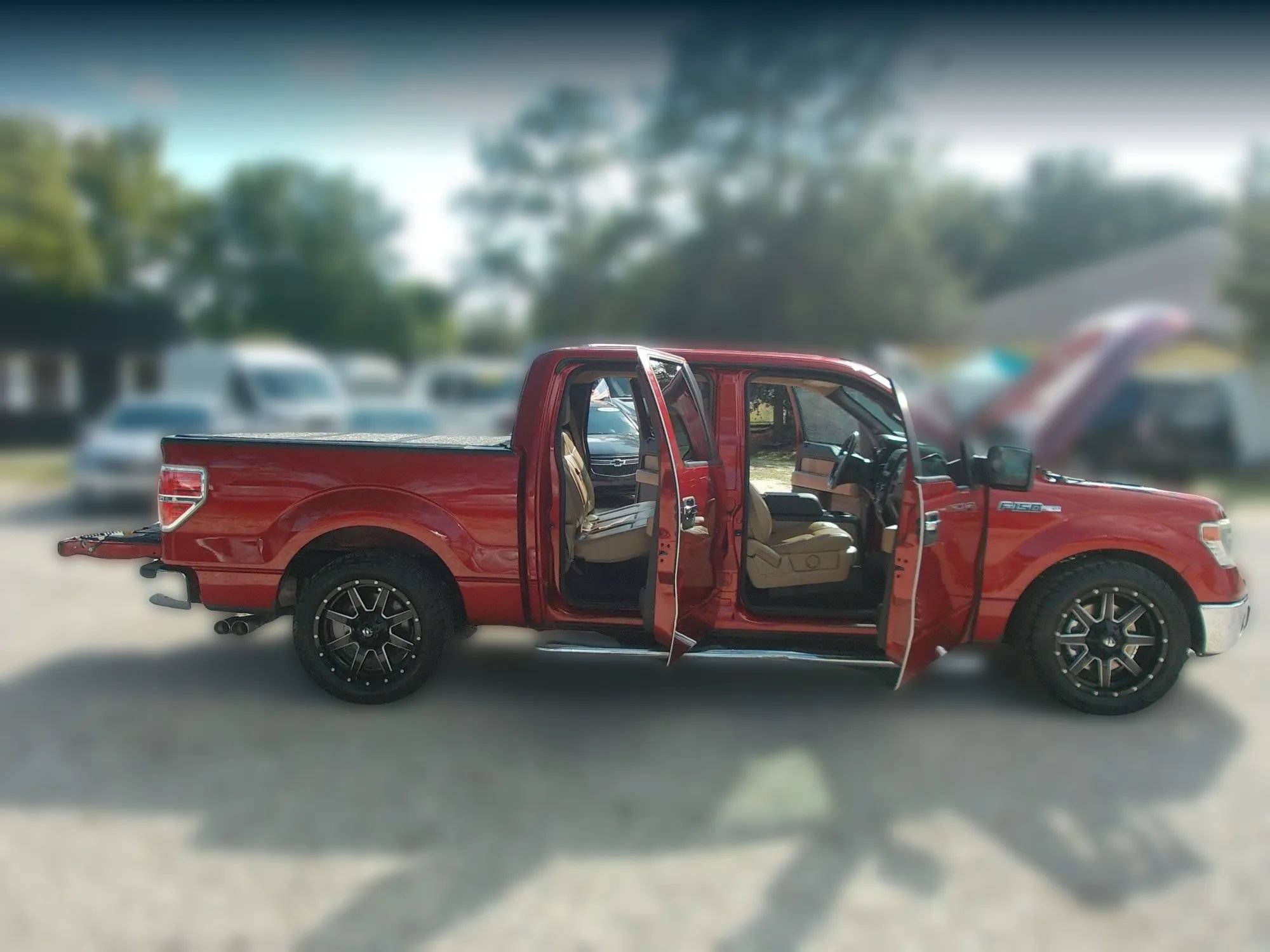 Used 2014 Ford F150 XLT w/ Equipment Group 302A Luxury RWD image 29