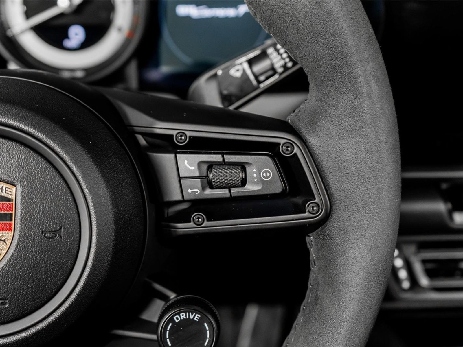 Used 2023 Porsche 911 Carrera T image 40