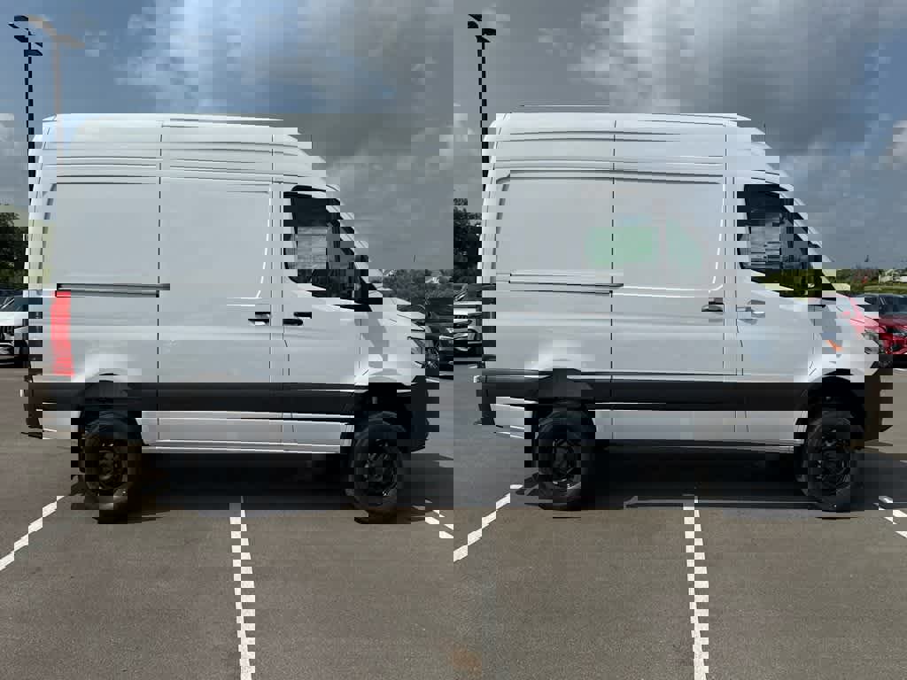 New 2025 Mercedes-Benz Sprinter 2500 image 4