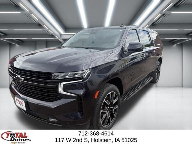 Used 2024 Chevrolet Suburban RST w/ Luxury Package AWD/4WD image 4